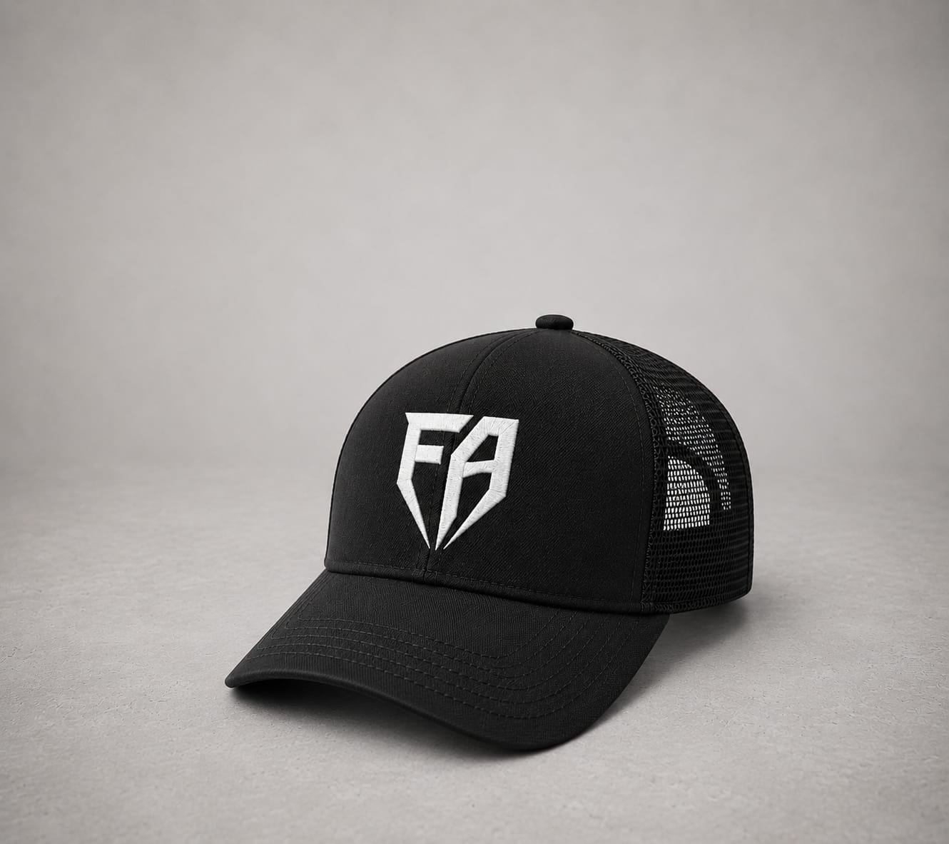 ESSENTIAL TRUCKER CAP